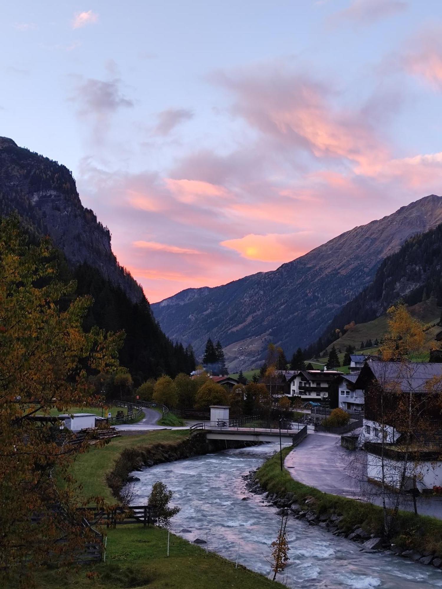 Apart Gschwandthof Sankt Leonhard im Pitztal Esterno foto